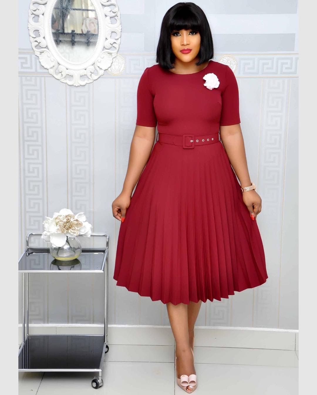 Plus Size Women’s Pleated Dress – Round Neck Elegant Mother’s Dress