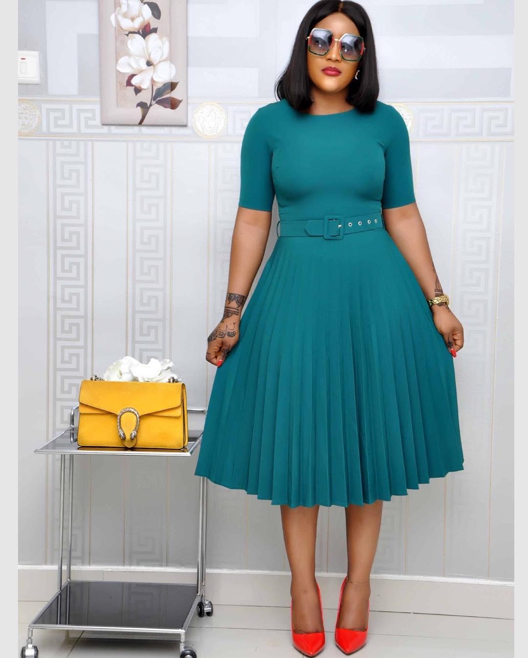 Plus Size Women’s Pleated Dress – Round Neck Elegant Mother’s Dress