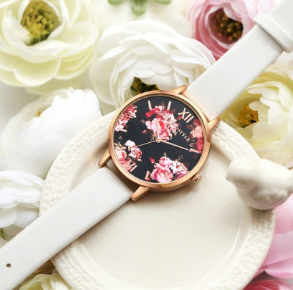 Rose Gold Women’s Leather Strap Watch – Love Heart Quartz Fashion Watch
